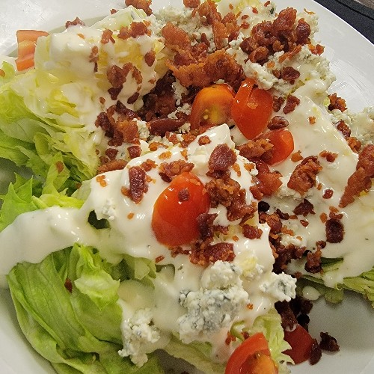 Delicious Wedge Salad Experience